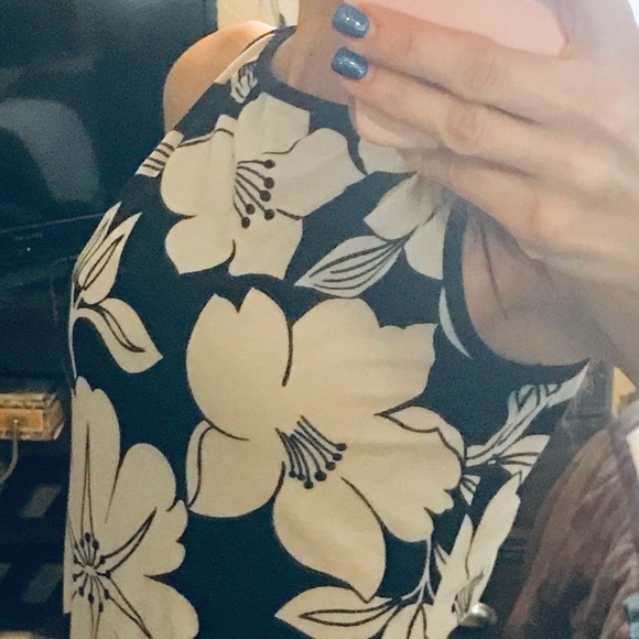 Black And white Floral Blouse - Picture 2 of 2